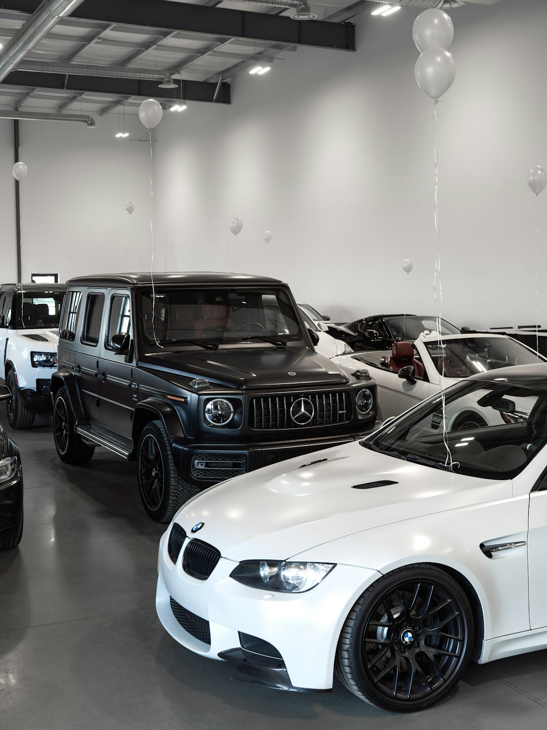 Orienco Luxury Car Rental