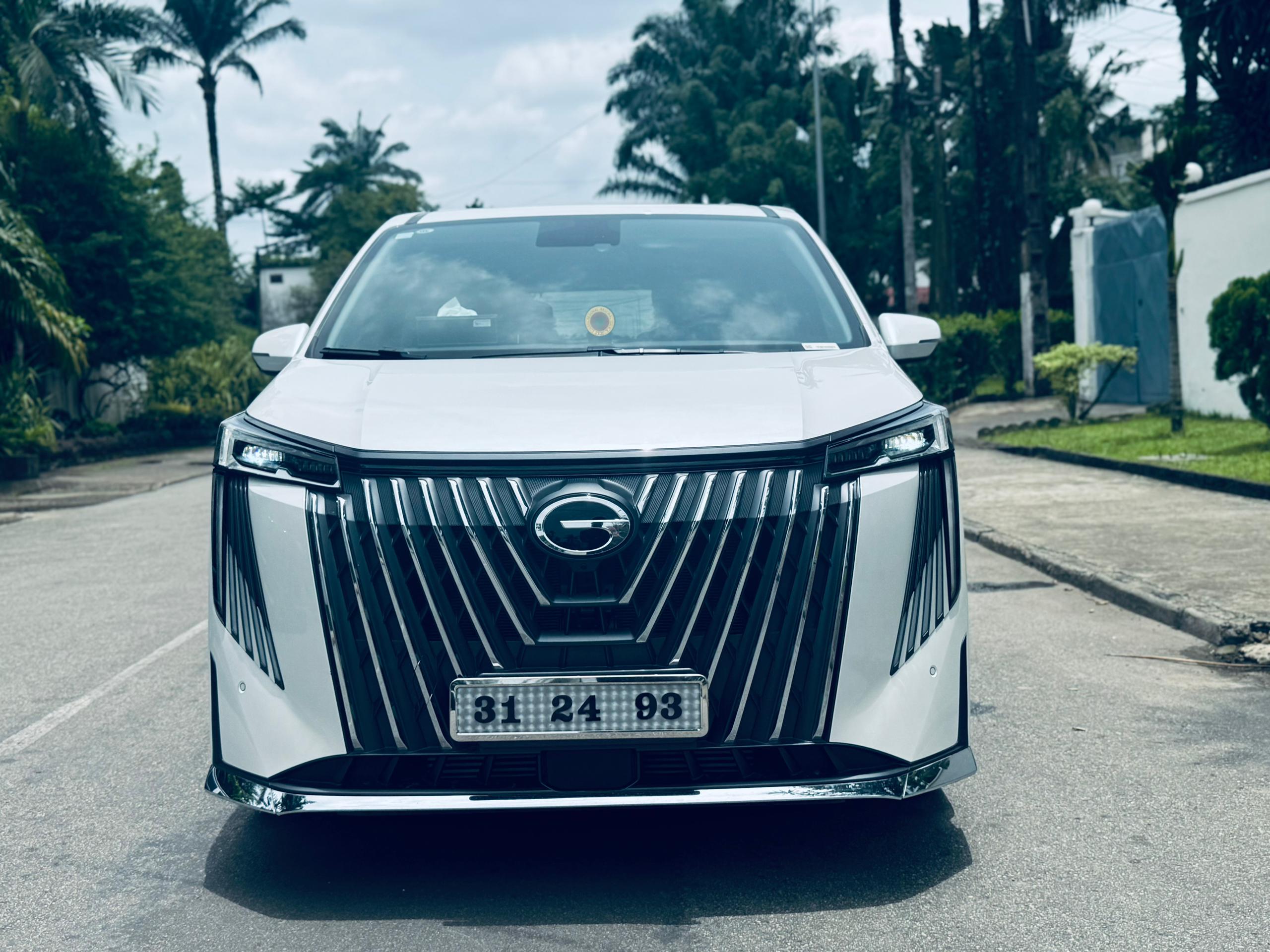 2026 GAC Trumpchi M8 view 3