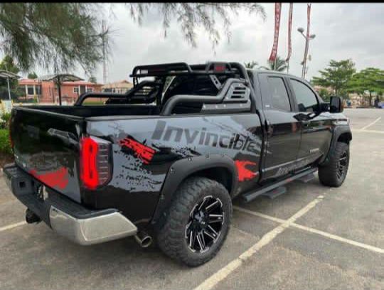 Toyota Tundra view 6